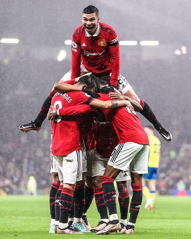 场的中流砥 场的中流砥